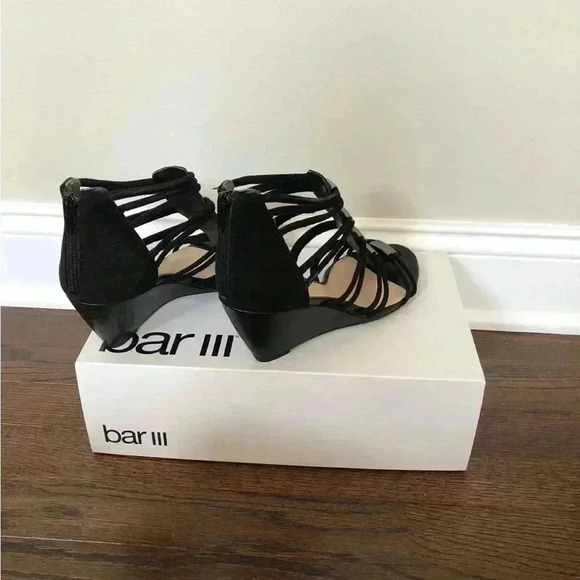 NEW Bar III Krystal Black Open Toe Wedge Heel w/Silver Accents - Size 8 - Picture 5 of 9